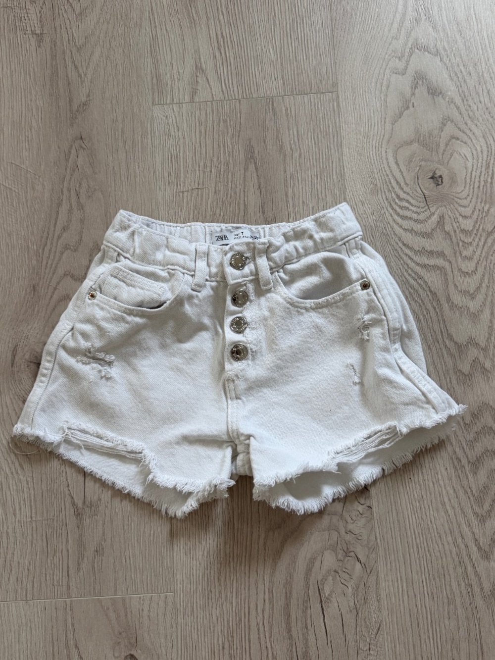Zara Girls White Distressed Denim Shorts Frayed Hem Sz.7Y